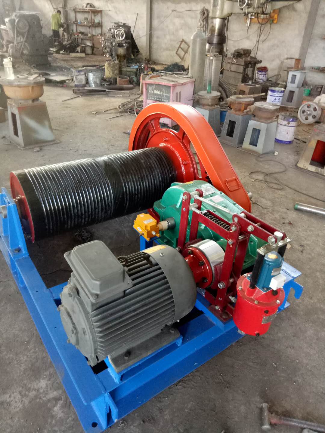 液壓升降梯圖片_液壓升降貨梯圖紙_升降貨梯液壓油如何更換的圖解