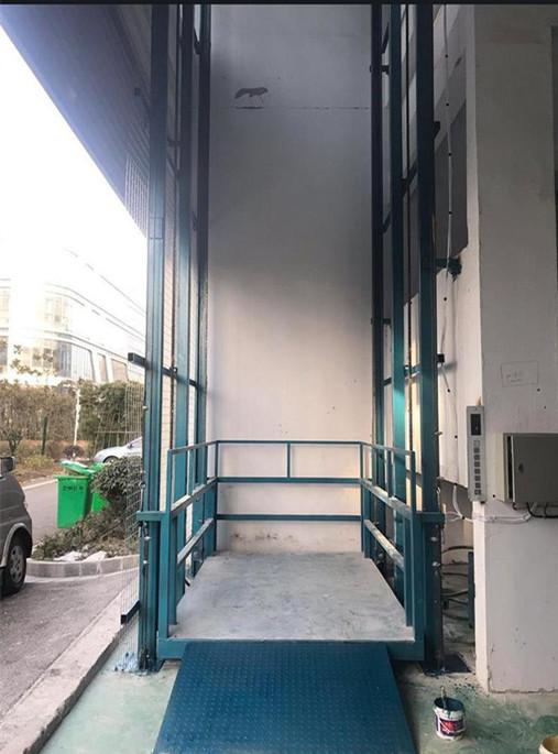 升降貨梯如何選擇車型_升降貨梯什么價_載貨升降貨梯