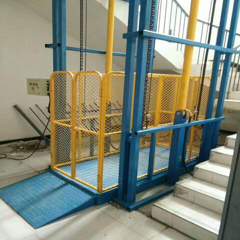 廠房升降貨梯圖片_雙鴨山市廠房升降貨梯如何保養(yǎng)_工廠用升降貨梯哪牌子好